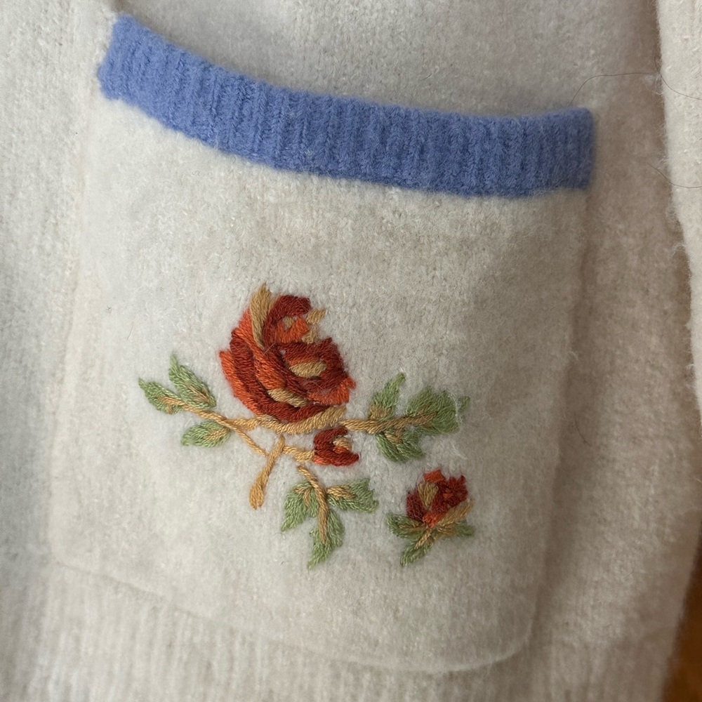 White Stag Cream Button-Front Floral Embroidered Cardigan - Picture 5 of 5